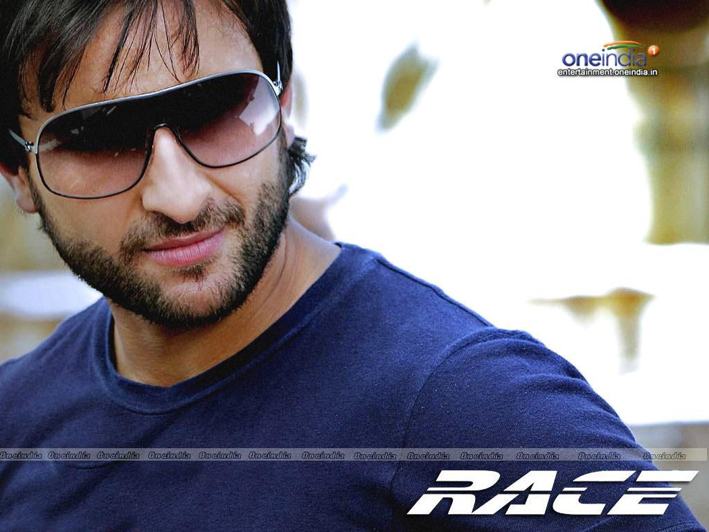 Happy Birthday Saif Ali Khan da...keep smiling love u alot 