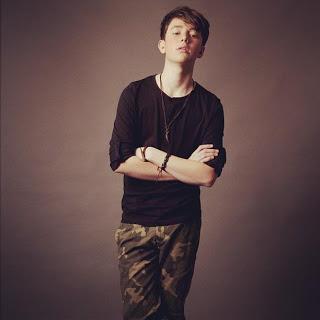 Happy Birthday 17th Greyson Chance,hope you have a good time everyday. 