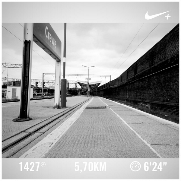 @nikerunning @crewsummerrunners #chasesummer I just ran 5,70 km with Nike+. go.nike.com/6eg2j35 #nikeplus
