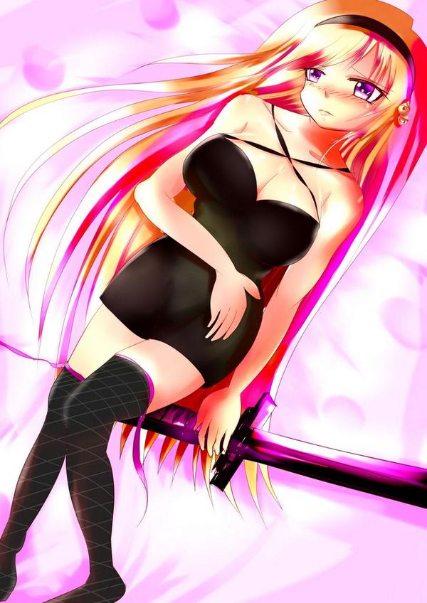 今日の落書きです。落書きでも色を!と塗っていたら、本命を描けなかった。。 