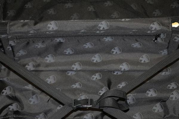 MikeChandlerMMA's tweet photo. Wow!!! Quality! RT @KONASco: #investors #VentureCapital #travel @MikeChandlerMMA check out the detail on the lining. http://t.co/nURyHPvvLE