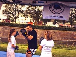 Veel nieuwe o.a. #sport maar ook vooral veel oude dingen o.a.  #stoom te zien tijdens #Vestingdagen @gemeenteHsluis