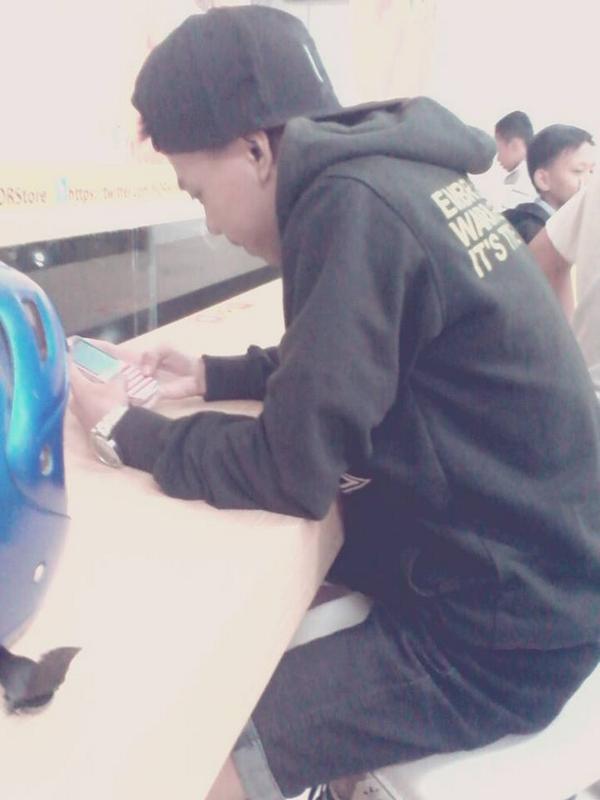 Mr Achil (@achiltamfans) on Twitter photo 
