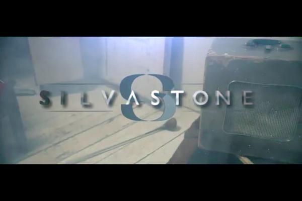 uksblackrose's tweet photo. β@sirprestige: SILVASTONE #BusMaHead WATCH THE BIG FULL HD VIDEO HERE http://t.co/eRfUnJsP4t RT http://t.co/yMwxJR0Rd0β <β¨ππ