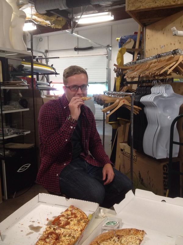 HookSupply's tweet photo. Check out @connorrejay he loves #hls and isn't a #foodnomad #statusrevoked http://t.co/UJl8jMC9OE