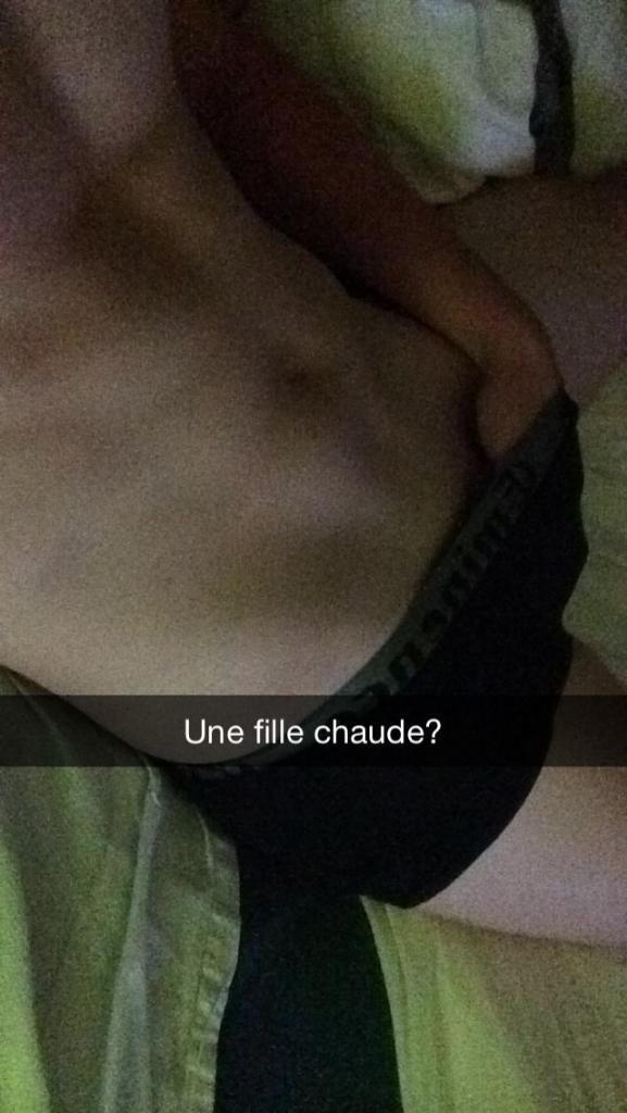 Snapsexxx_'s tweet photo. Les filles ? http://t.co/HpKQMijsfK