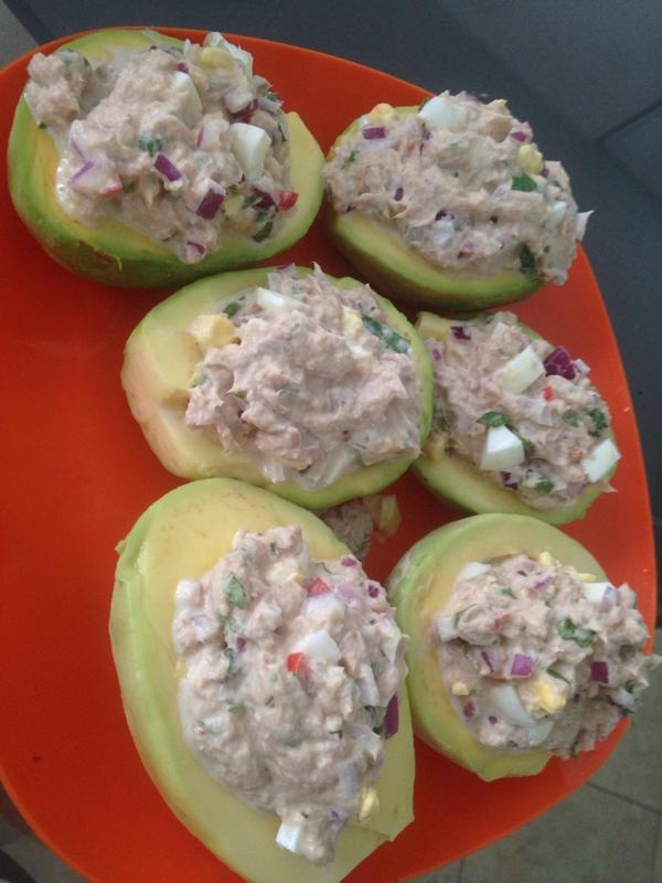 wvazquezlozada_'s tweet photo. #aguacatesrellenos @Guruscience http://t.co/vAmAWBoq3R