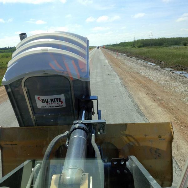 Bearded_Badass's tweet image. This is happenin' right now.. Poor guy haha