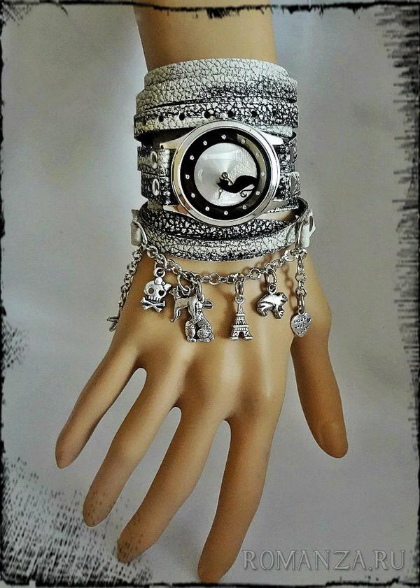 Часы и рюкзаки tweet media