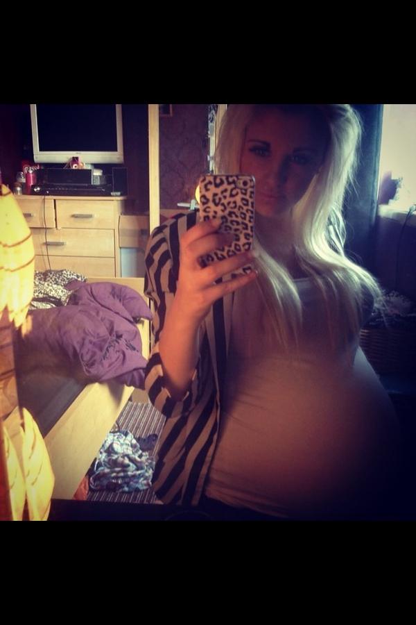 Preggo Lover tweet media
