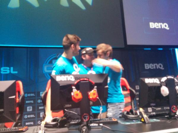 HLTVorg's tweet photo. .@Cloud9gg take down @NiPGaming with a great de_nuke T side 16-8! http://t.co/A1dLtcXtI0