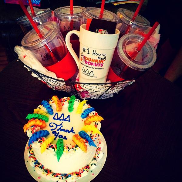 Don't know what we would do without our coffee from @DunkinDonuts this week! Thank you for the sweet pick me ups! 💕☕️