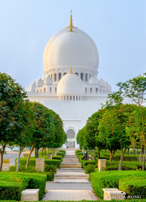 #Sheikh_Zayed_Grand_Mosque is beautiful from every angle <a href="/VisitAbuDhabi/">Experience Abu Dhabi</a> <a href="/abudhabiliving/">Abu Dhabi Living</a>