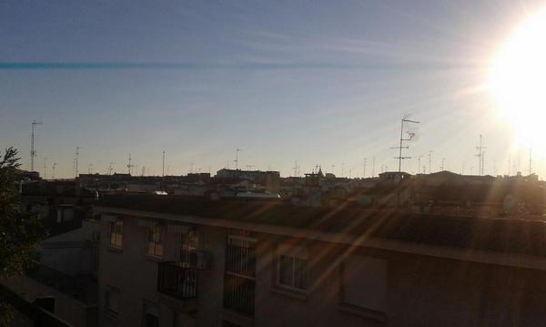 CharlieHawkeye's tweet photo. Buenas vistas para empezar la fiesta. http://t.co/65903yDNwS