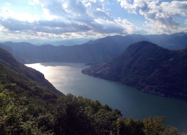 ritabellussi's tweet photo. Val d'Intelvi Belvedere Sighignola Pic by Rita Bellussi #valdintelvi #travel #viaggi http://t.co/b59MilKaDA