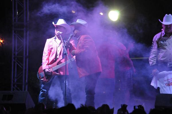 licgerardo's tweet photo. Gran presentación de  @trailerosdelNte en la "FeriAcero 2014" #Monclova  muchas gracias por acompañarnos. http://t.co/2ptBOu1IDF