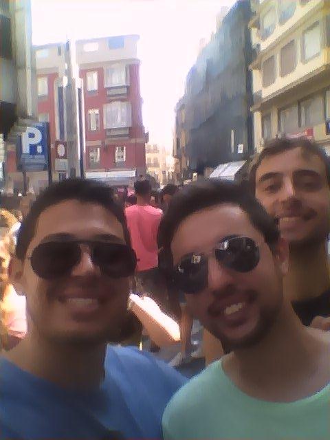 ErnestoJover's tweet photo. Feria Málaga, sin palabras! @ManuMG93 http://t.co/9vOGwc6YMQ