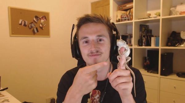 jas_calv's tweet photo. @ProSyndicate and #steeve are the best kinda friends. http://t.co/SJLDjMLHOa