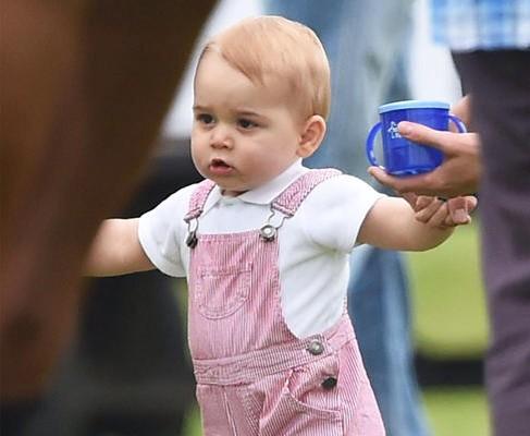 annuhbanannuh's tweet photo. Prince George, the cutest prince in the game. #wishicouldbeyourprincess #ormom http://t.co/DMJNtPYpVe