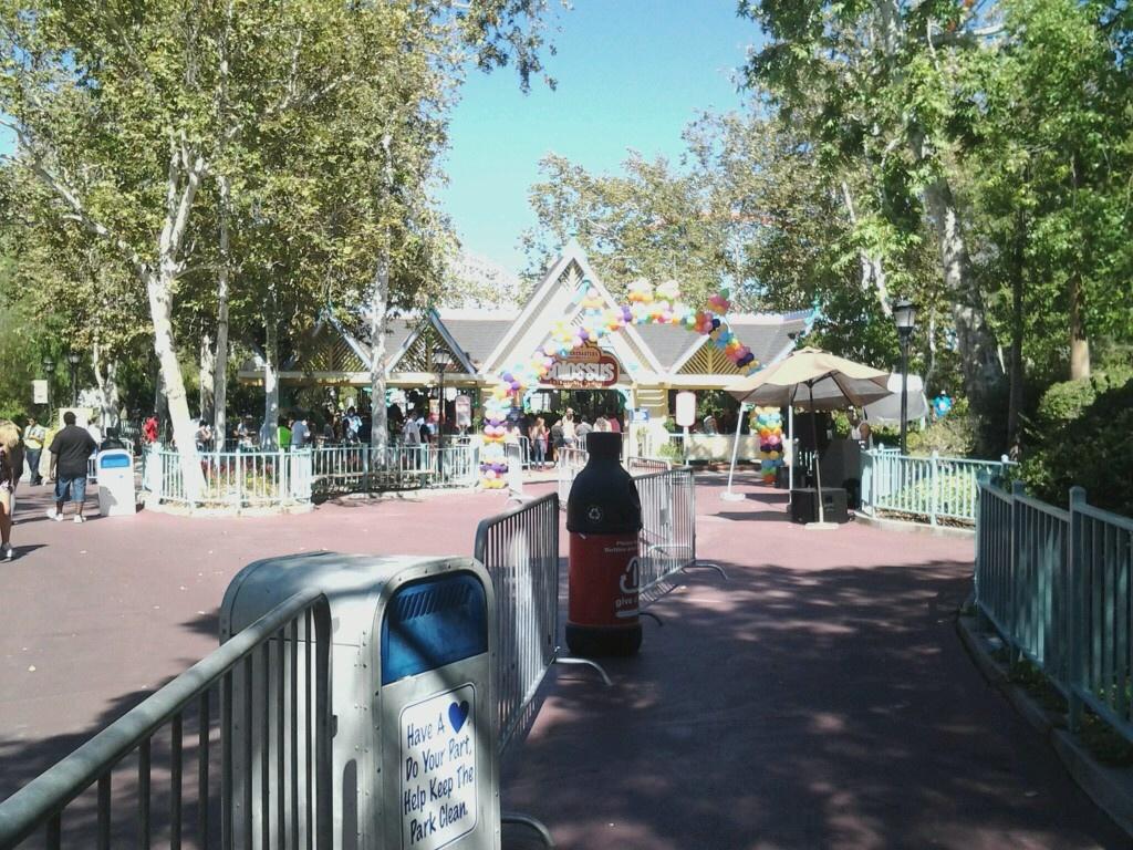 BvMc-j9CcAIrmCf.jpg:large