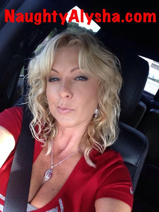 GOOOOO BUCS!!!!!! http://t.co/Q5mc7hyvVL<a href="/tag/kilkennycastle"class="tags"><span>#kilkennycastle</span></a>