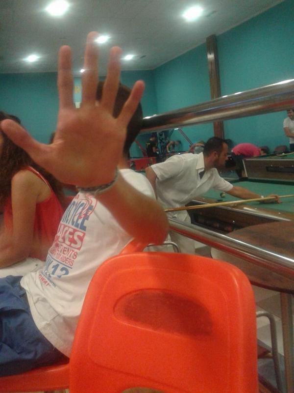 Lacuesta_97's tweet photo. @NilPuig2 és un guarro http://t.co/msQTXedI1o