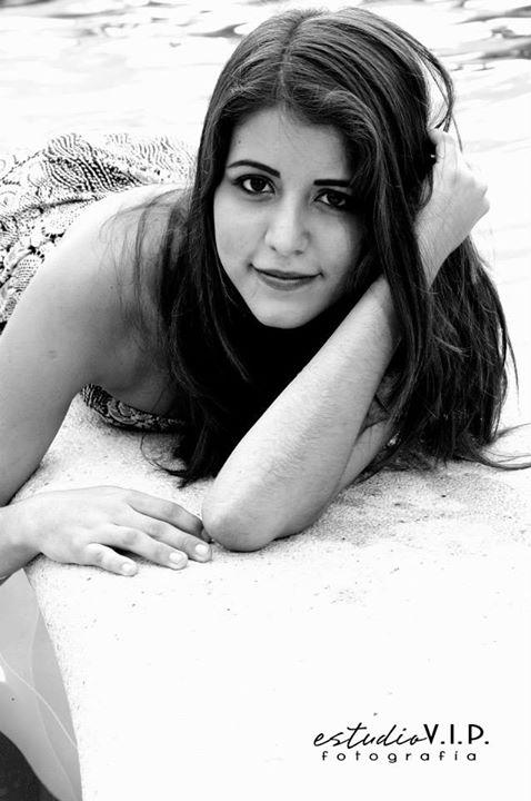 AcademyModel's tweet image. SESION FOTOGRAFICA EN LA &quot;QUINTA LOS SAMANES&quot; MODELO DAYANA VALLE