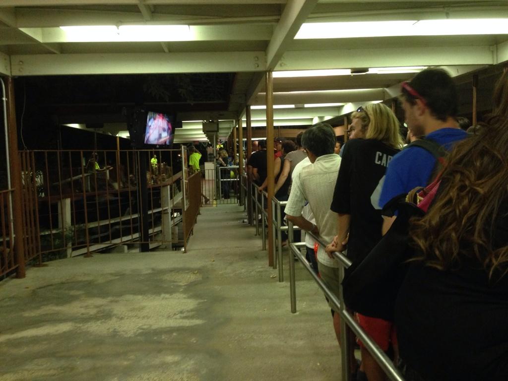 BvN2z1-CcAALCGW.jpg:large