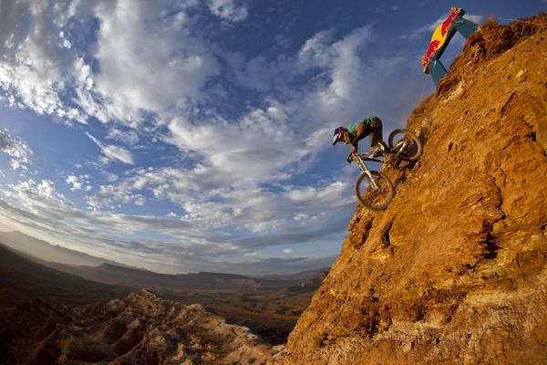 redbull's tweet photo. Fresh lines. New king? #Rampage http://t.co/BWlLZhQ9SM http://t.co/Yry42lI0qz
