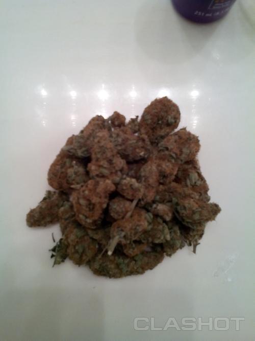 BestOnVideo's tweet image. LSD KUSH by bigblackbenz clashot.com/7053108.html