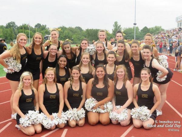 FHNknightline's tweet photo. Varsity and JV had an awesome time at the #2014B&Gday today!! #KLForever http://t.co/s9u9SCT8wW