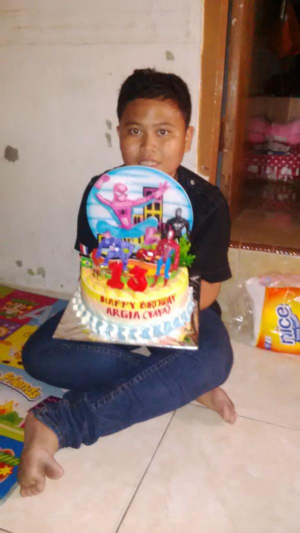 fai_65's tweet photo. Selamat Ulang Tahun Putra Ku Rifansyah Argya yang Ke 13, semoga menjadi anak yang Soleh. Aamiin http://t.co/cU86sM1HQr