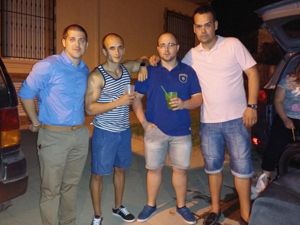 antonio051189's tweet photo. Y seguimos en #fiestasfortuna2014 @AlFa6388 @pau6000 @_marinika_ @m_c_soro @krtcho http://t.co/LSSDcGvJWJ