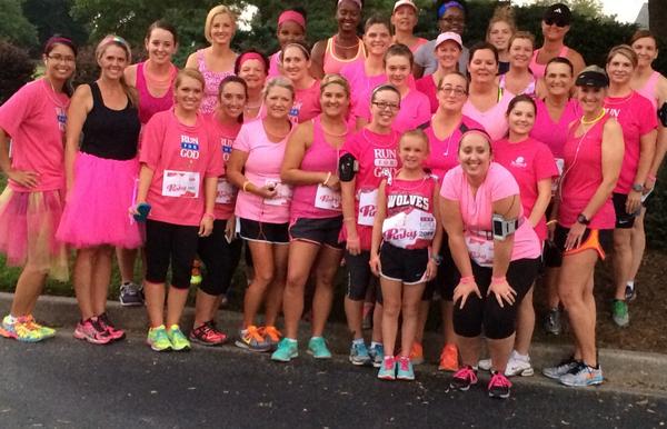 RunforGodWR's tweet photo. Finished our virtual this evening in middle Georgia with around 25 beautiful ladies! #pinky5k #runforgodwr http://t.co/yxKXpmlY7X