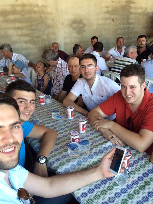 YenisehirAkPart's tweet photo. Yenişehir Ak Parti Gençlik Kolları olarak düğün ve sünnet cemiyetlerindeyiz.
@SuleymanCelik16  @Akpartibursa http://t.co/GtyaqNltEH