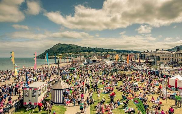 <a href="/BeachContest/">#BeachPhotoContest</a> Beach at Bray, Co. Wicklow, Ireland Summer 2014 <a href="/bray_ie/">bray.ie</a>  <a href="/BrayPeople/">Bray People</a> @wicklowtourism <a href="/DiscoverIreland/">Discover Ireland</a>