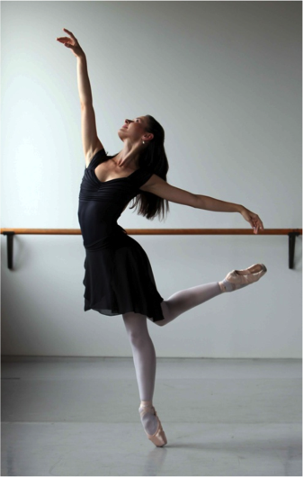 MBC is pleased to announce that Robyn Begg has joined the company for its 2014 season.