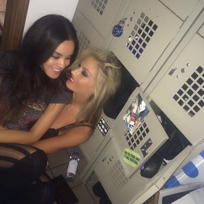 @1itsmee_dee #lockerlove 💖 http://t.co/hzP54ULSDq<a class="tags" target="_blank" title="On Twitter" href="/?out=eyJ0eXAiOiJKV1QiLCJhbGciOiJIUzUxMiJ9.eyJpYXQiOjE3MjU1MzA0NzUsImlzcyI6InR3cG9ybnN0YXJzLmNvbSIsIm5iZiI6MTcyNTUzMDQ3NSwiZXhwIjoxNzU3MDY2NDc1LCJyZWRpcmVjdF91cmwiOiJodHRwczovL3R3aXR0ZXIuY29tLzFpdHNtZWVfZGVlIn0.sN_tM5Hx89875Hwcl3kxX53WYHGtYbRB5dwbges0zsCkxD_p87jKhXYv2PdkT6C5QYr0U1wBr7OTPi6rnjA0QQ">@1itsmee_dee</a><a href="/tag/lockerlove"class="tags">#lockerlove</a>