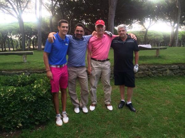 Día inolvidable ayer
el Hackett en "Platja de Pals" -2 del campo real. Genial jugar con Sergi Teller y cia!