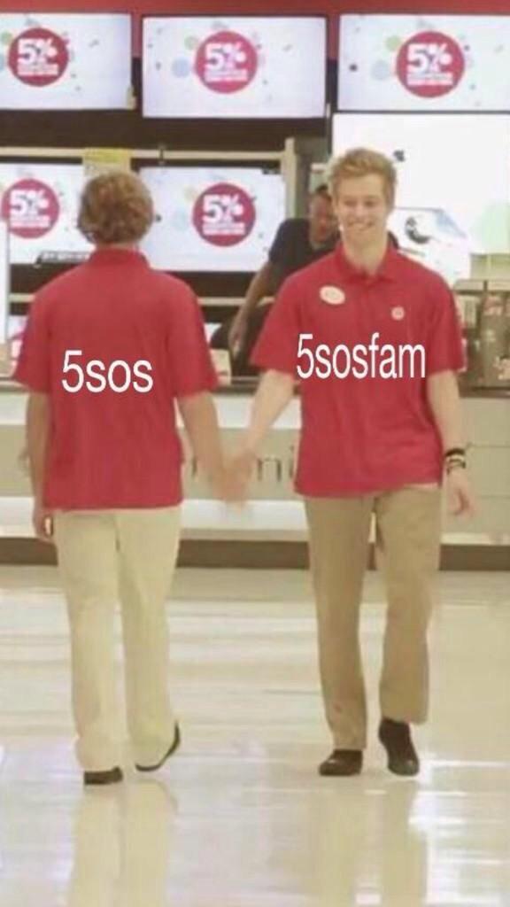 DEARW0NH0's tweet image. "It's not fair that 5sos are retweeting their own hashtag"

IT'S TEAMWORK OK #vote5sos