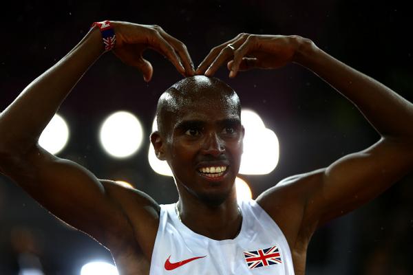 Mo Farah wins gold in the men's 5,000m to add to his 10,000m gold. bbc.in/1m886iM #Motime #bbceurochamps