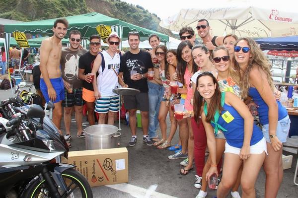 KaEriSs's tweet photo. Marmita 2014 
#NoAlFracking #LOsLinchis http://t.co/TCJ6oeNu4v