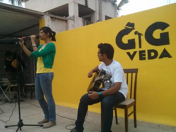 gigveda's tweet photo. 'Come as you are..'  Anvesha and Sandeep performing today at the Terrace Jam Sessions. #Soundcheck http://t.co/MeWNqprHB6