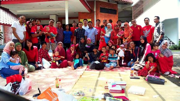 arumadewi's tweet image. Lovely moment... Thanks for today, guys... #HalalBihalal #Senators #FMIPAUI