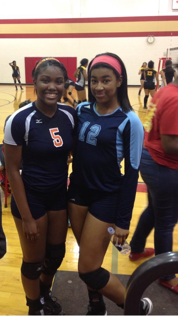 SWJRsVballClub's tweet photo. ✨A 🐴#Bronco @jazzyjones_ &amp; a #Ram  #CharlesiaJ of #SWJRS were playing at the 2014 #NikeInvitational✨ http://t.co/3f5491QkM0