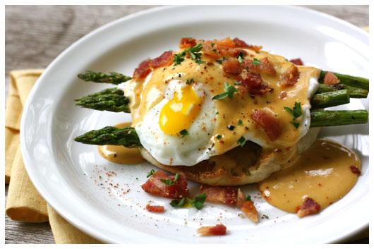 TantilloFoods's tweet photo. What to make for brunch: Eggs Benedict with BBQ Hollandaise #recipe http://t.co/D5CTAb4QYJ #foodporn #food http://t.co/bAktEvtgVS