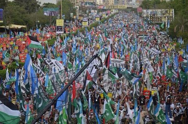 NaeemRehmanEngr's tweet photo. #GazaMillionMarch a real historic million march fr d greatest cause f Ummah... Still thosnds participants r cmng.. http://t.co/RaesZsW95E