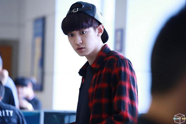 secretbox92's tweet photo. AIRPORT RANDOM CHANYEOL (2) https://t.co/NzMprgdFd0 https://t.co/N2AZzqR91N https://t.co/CaLOMmzd3k http://t.co/f903gqF9Zw