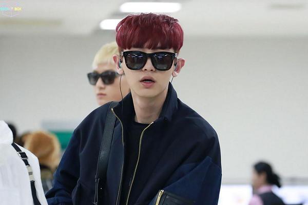 secretbox92's tweet photo. AIRPORT RANDOM CHANYEOL (1) https://t.co/6toF9mrAMw https://t.co/DSamcakAeh https://t.co/tkXsRGALeK http://t.co/lPWiC7wHGN