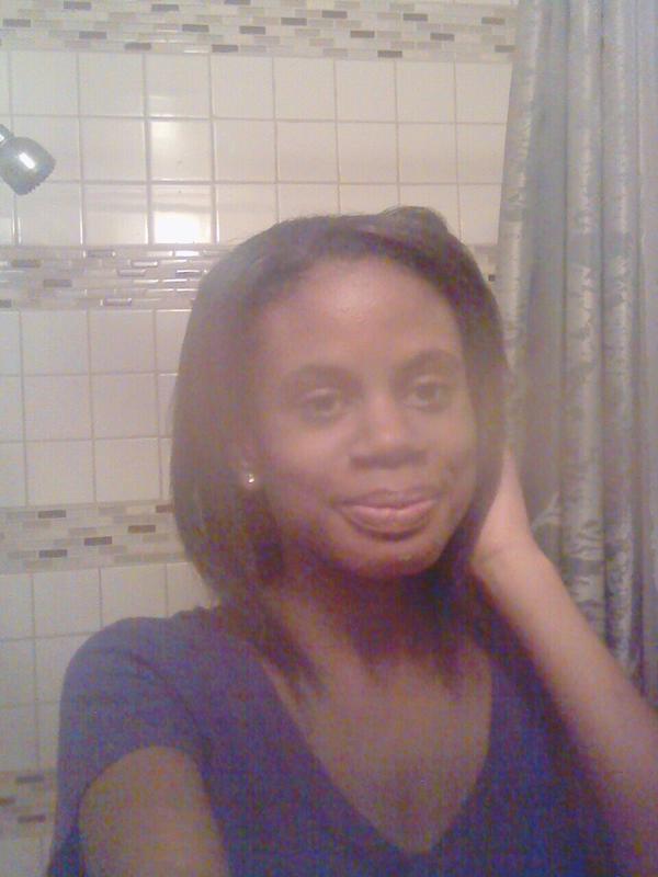 lovinalexis's tweet photo. MY SMILE HIDE'S ALL MY SECRETS,☺Feelings,😔&amp;My pain😔😥 http://t.co/DotY5QV1Gi